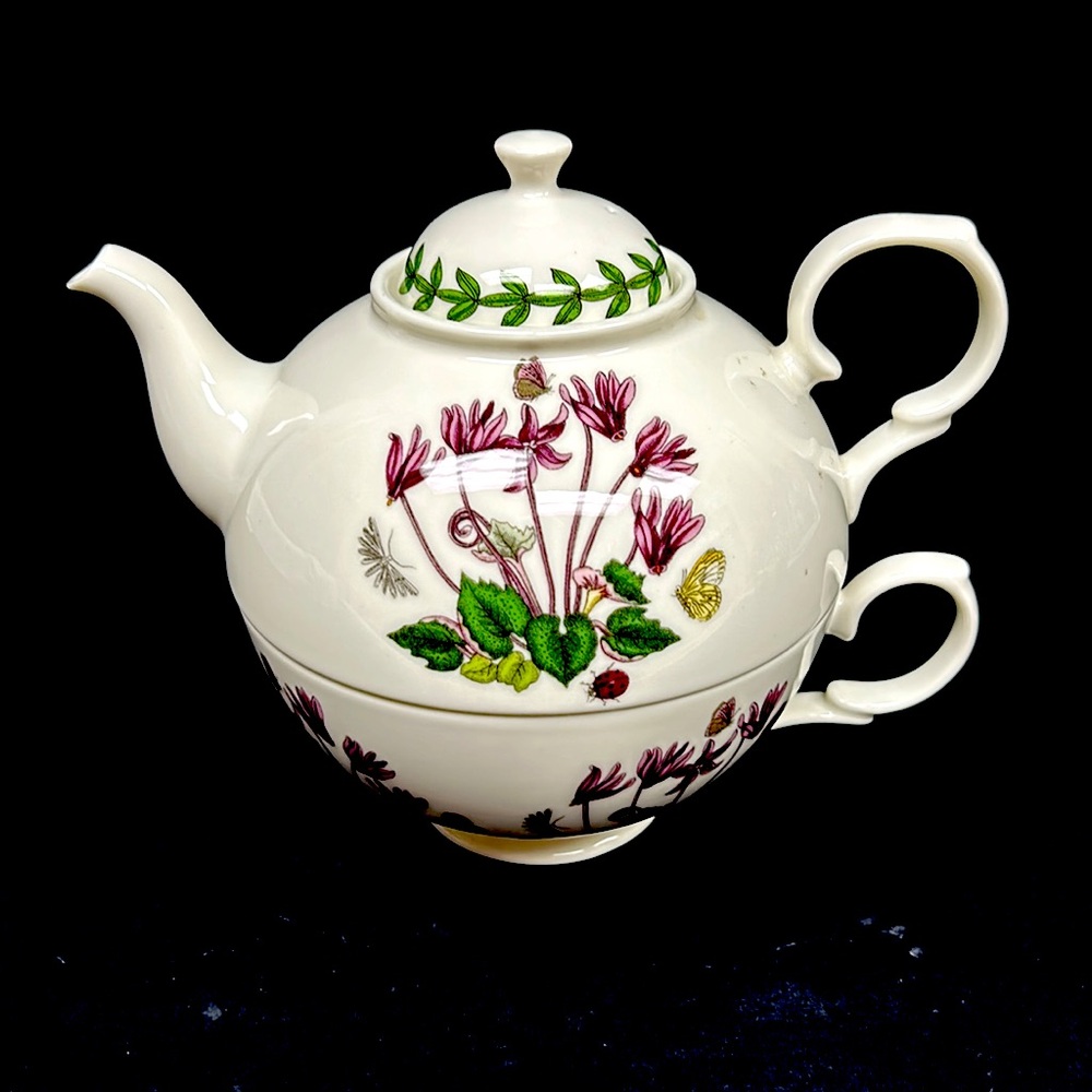 PORTMEIRION  tea for one set in “ Botanic Garden pattern